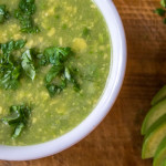 sopa aguacate avocado soup closeup