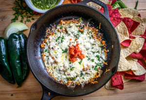Queso Fundido Melted Cheese Dip | mexicanplease.com
