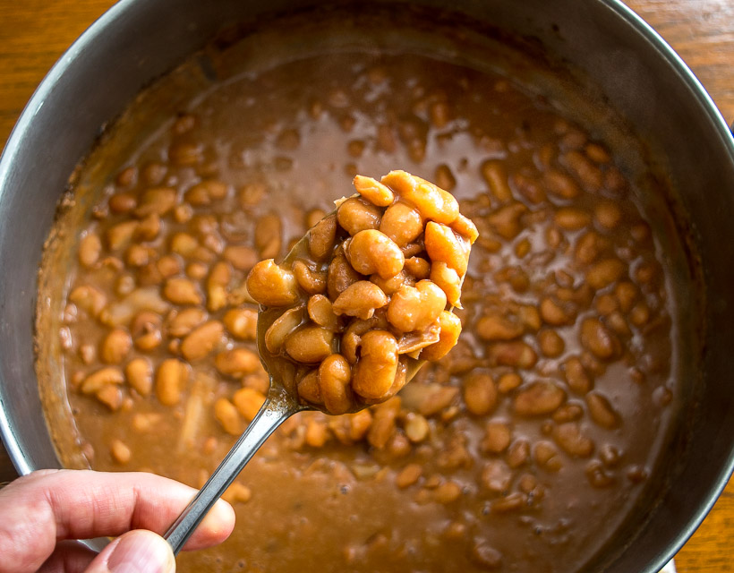 You can think of these Cranberry Beans as Pinto Beans Lite. They have a similar flavor to pintos but are creamier and slightly less 'beany'. A great option for refried beans. mexicanplease.com