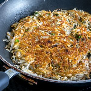 These Jalapeno Hash Browns are a quick way to jumpstart your morning. A few simple tricks will ensure you always end up with a crispy batch. So good! mexicanplease.com