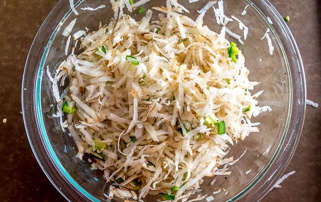 These Jalapeno Hash Browns are a quick way to jumpstart your morning. A few simple tricks will ensure you always end up with a crispy batch. So good! mexicanplease.com