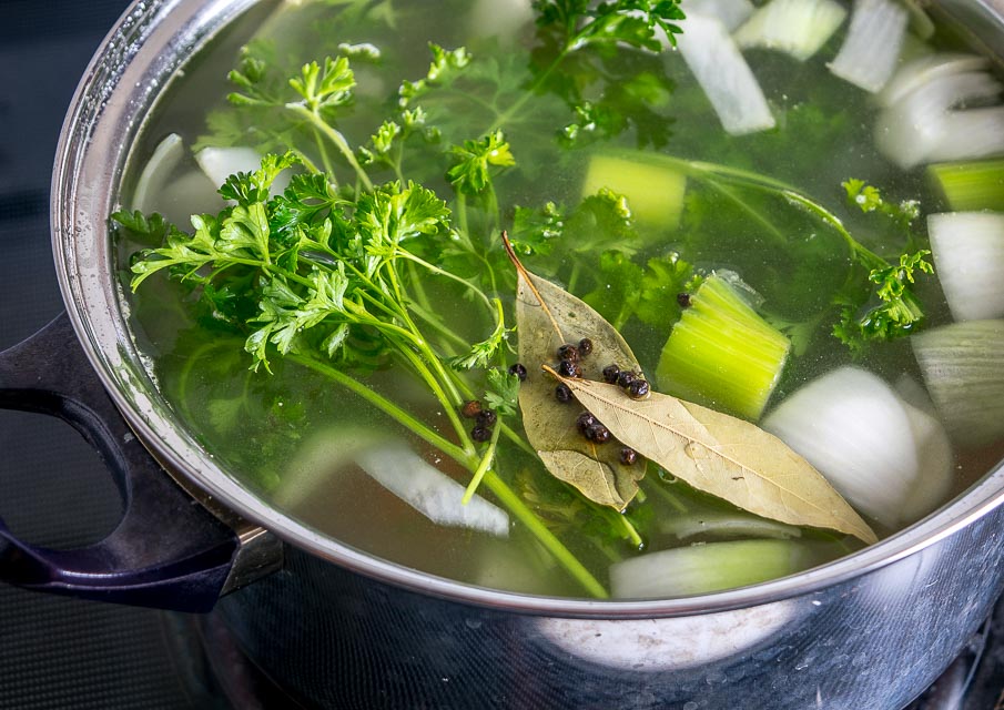 Here's a delicious Avocado Soup recipe that you can always rely on. Serve it lukewarm or chilled and definitely try it with some freshly made veggie stock! mexicanplease.com