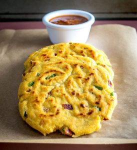 Here's an easy recipe for some Bacon Serrano Gorditas. For this batch I mixed the bacon and serrano directly into the masa dough. Yum! mexicanplease.com