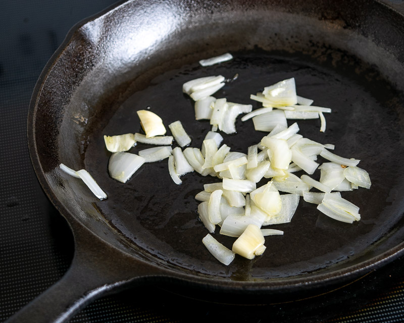 Cooking onion and garlic