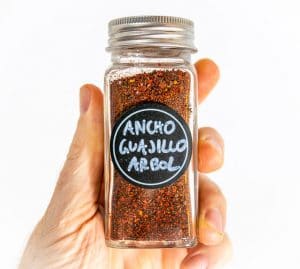 Most store-bought chili powders have too many ingredients! But if you grind your own you'll get a pure, delicious flavor that will work wonders in your home cooking. mexicanplease.com