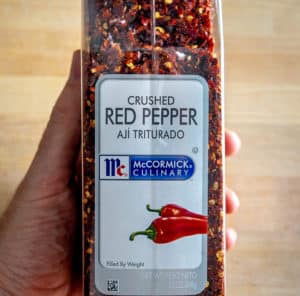 aji triturado crushed red peppers