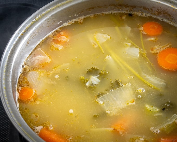 Vegetable stock after simmering with 3 tablespoons nutritional yeast