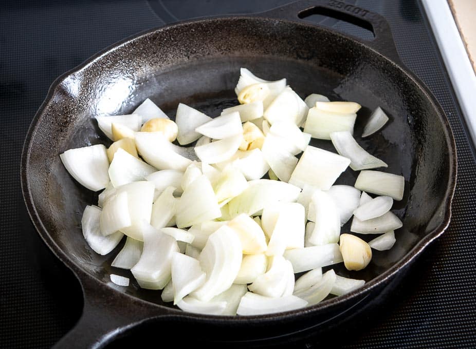 Cooking onion and garlic for the Mole sauce