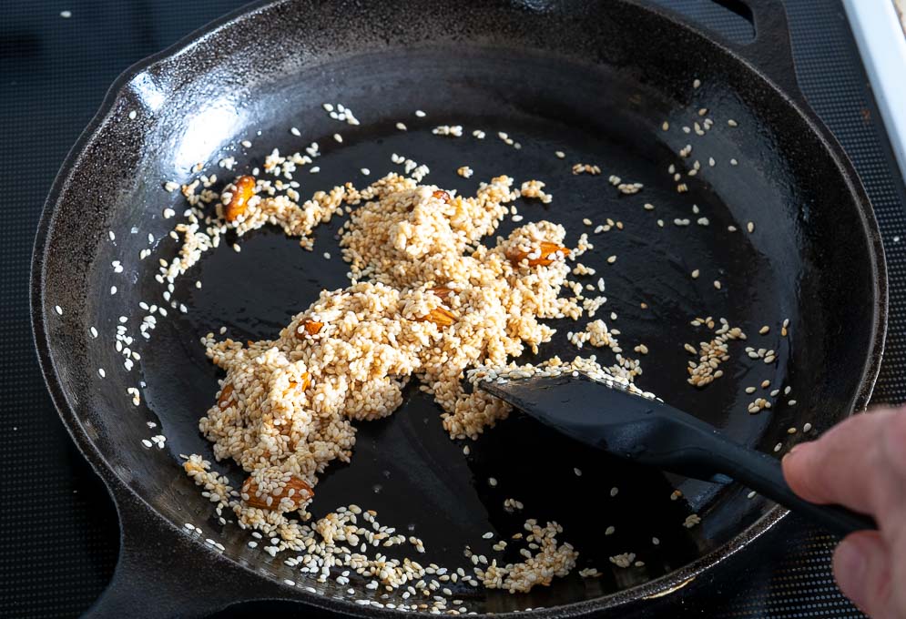 Roasting sesame seeds and almonds