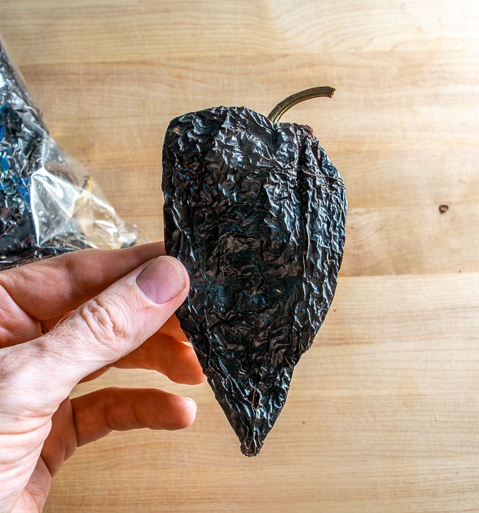 Single Mulato dried chile