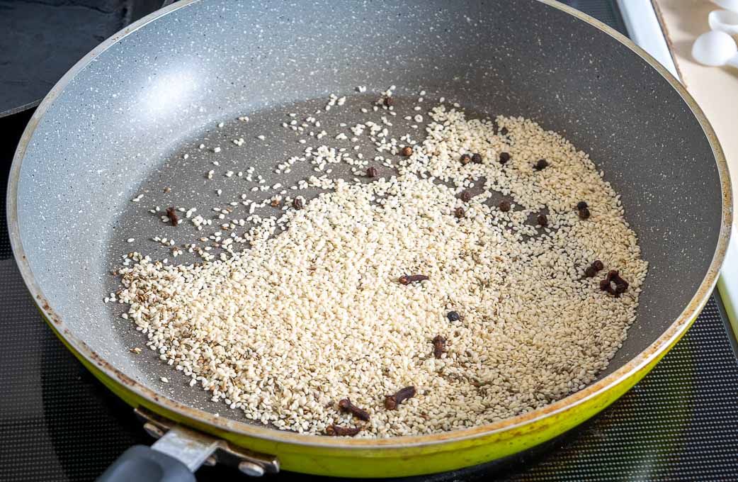 Toasting whole spices