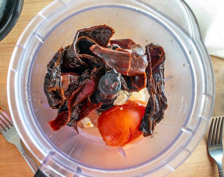 Ground Beef Chili con Carne | Mexican Please