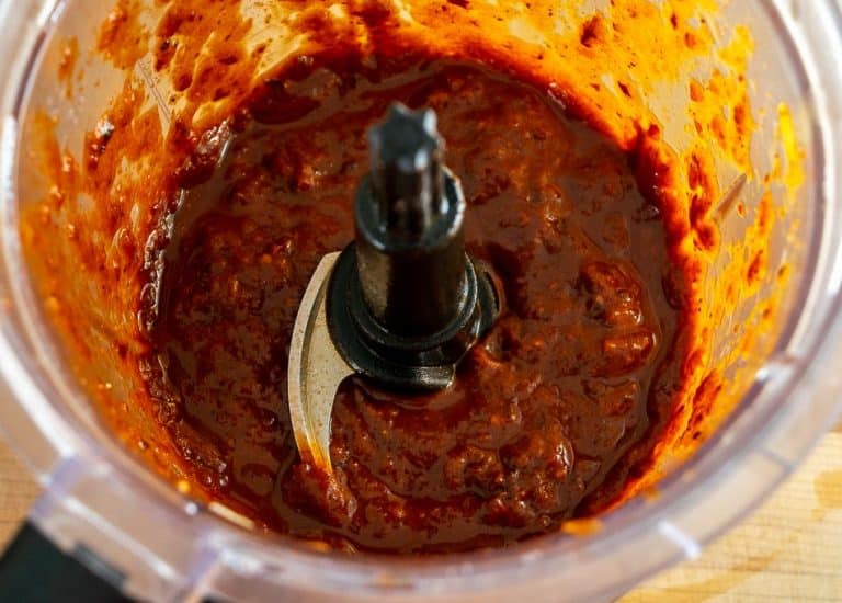 Ground Beef Chili con Carne | Mexican Please