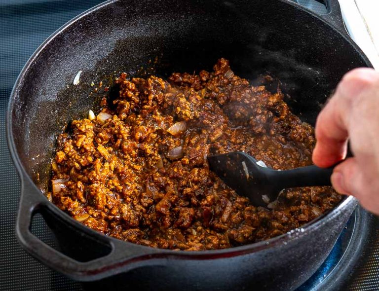 Ground Beef Chili con Carne | Mexican Please