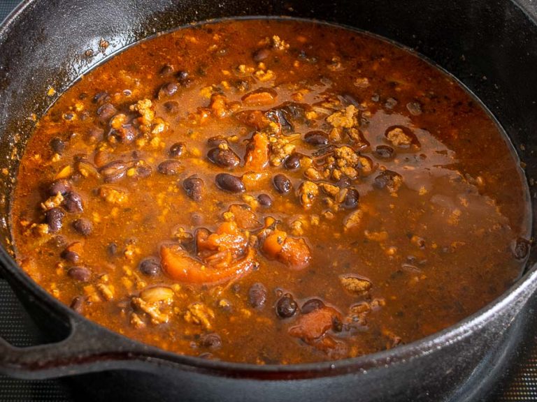 Ground Beef Chili con Carne | Mexican Please