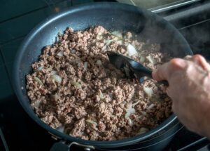 Browning ground beef