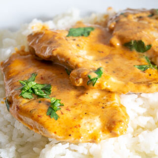 This 15 Minute Creamy Chipotle Chicken is a great meal to rely on when you need good food NOW.