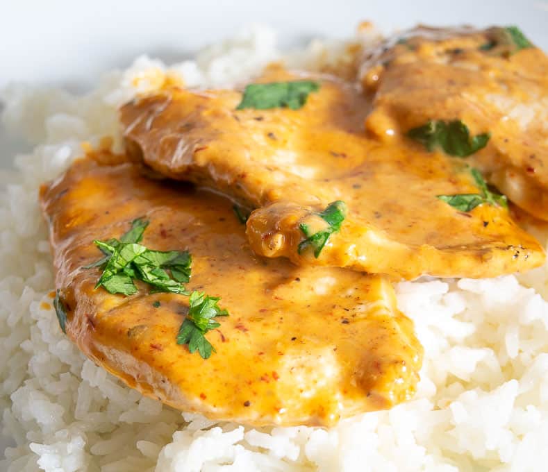 This 15 Minute Creamy Chipotle Chicken is a great meal to rely on when you need good food NOW.